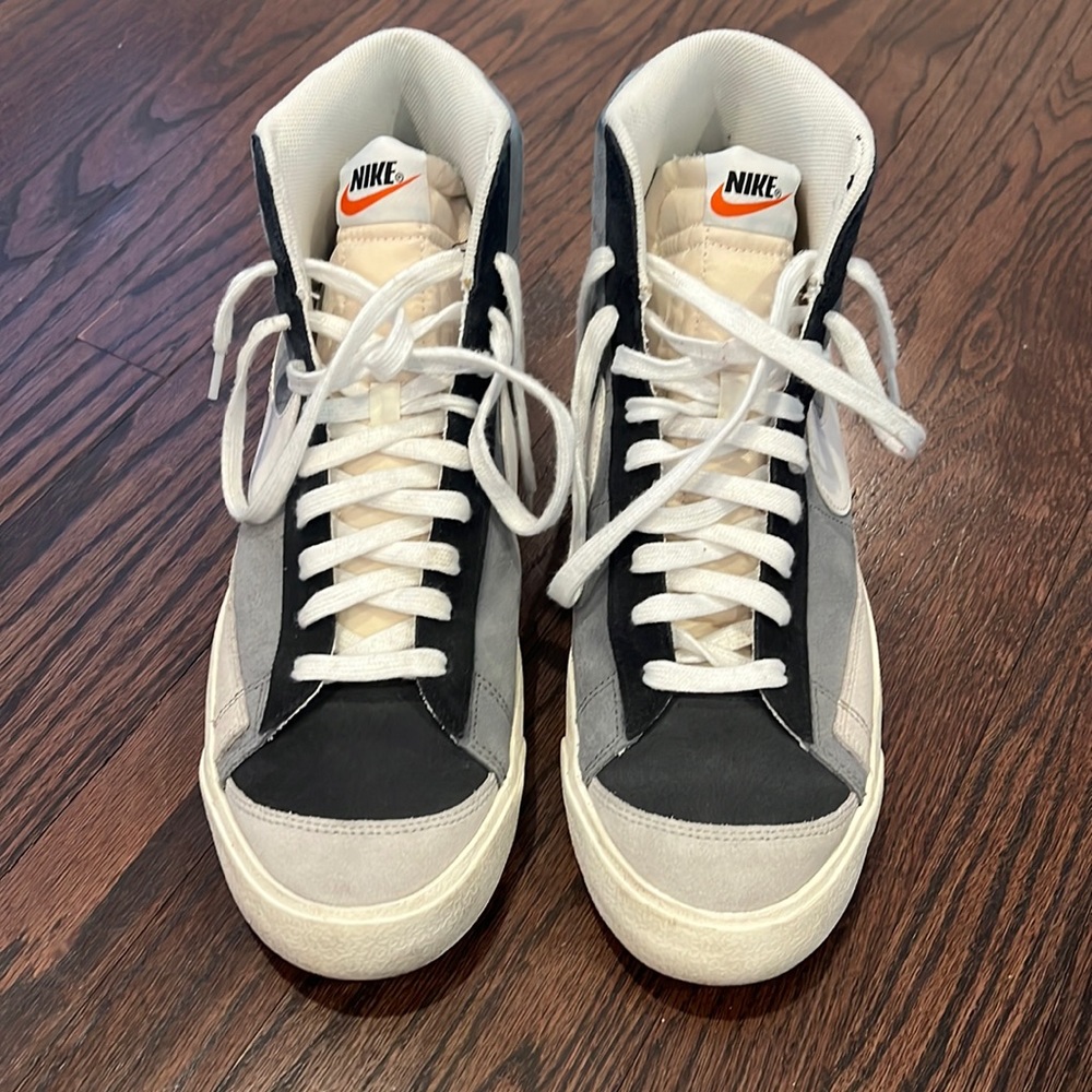 Nike Blazer 77 size 11.5